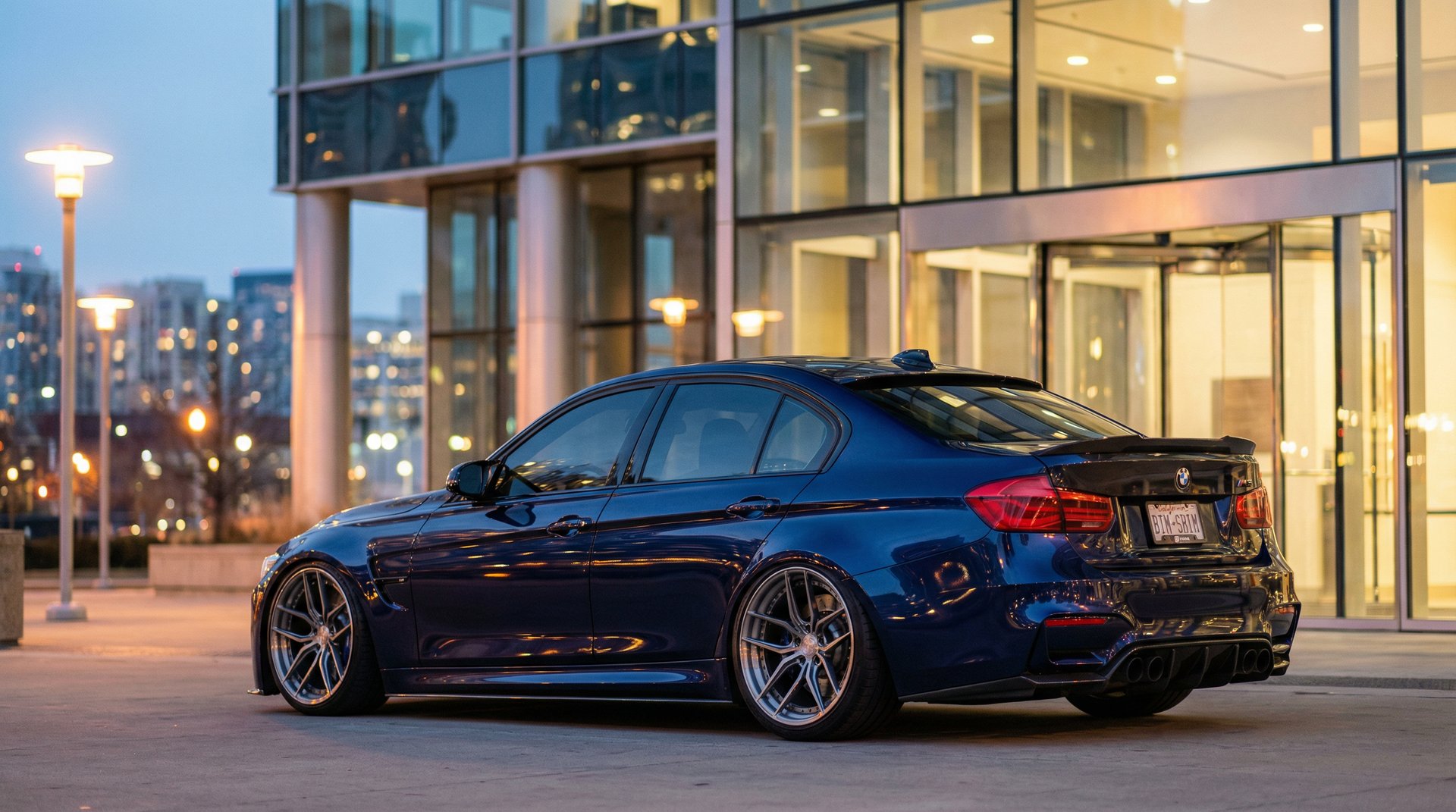 大象传媒轿车改装视频